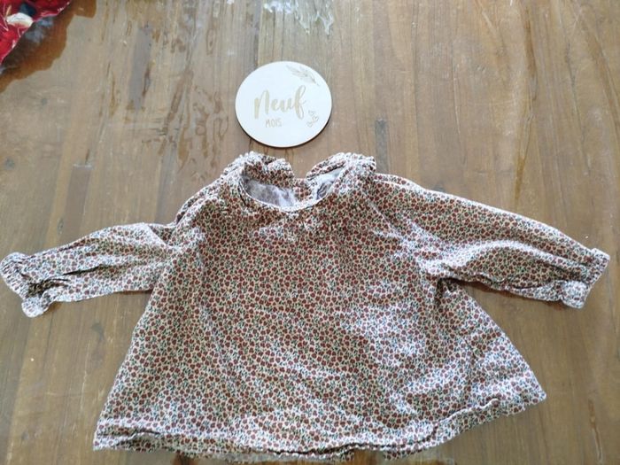 2 blouses - photo numéro 2