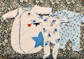 Lot bébé Disney 0-12 mois