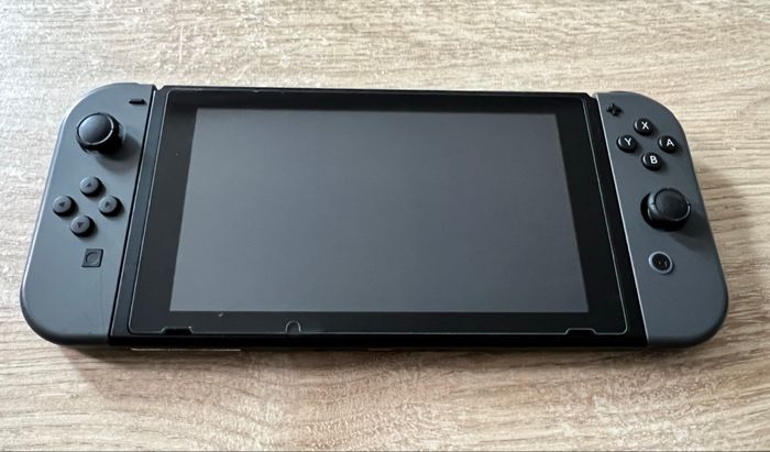 Nintendo Switch - photo numéro 2