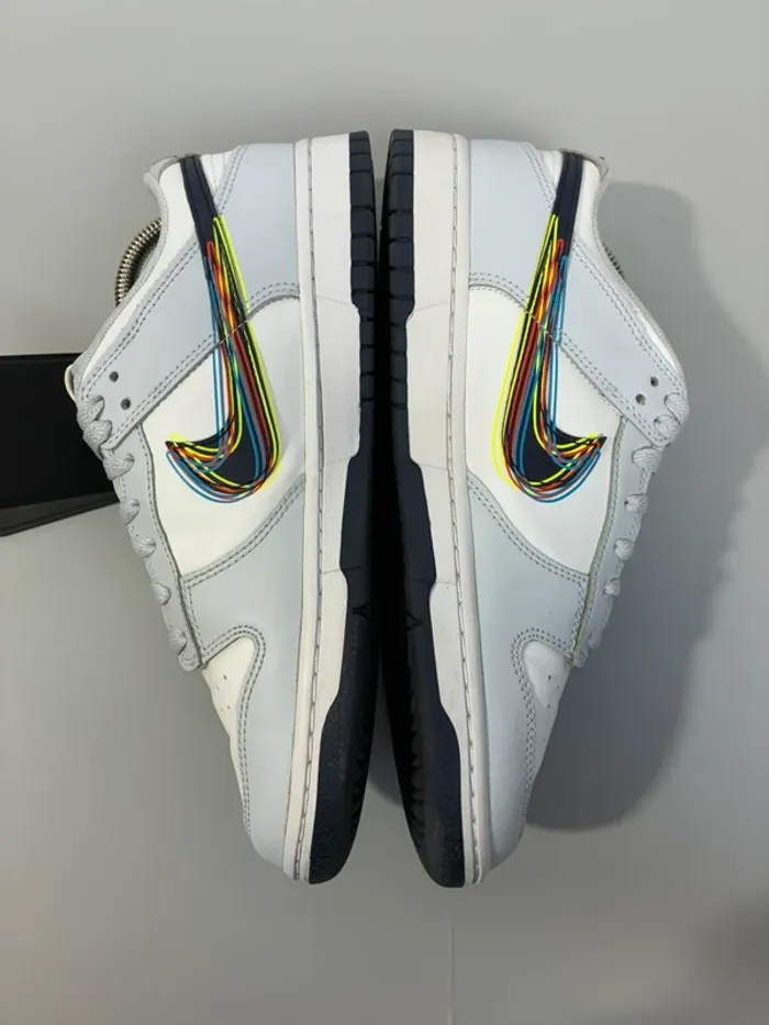 Baskets Nike dunk low grises pointure 43 très bon état - photo numéro 3