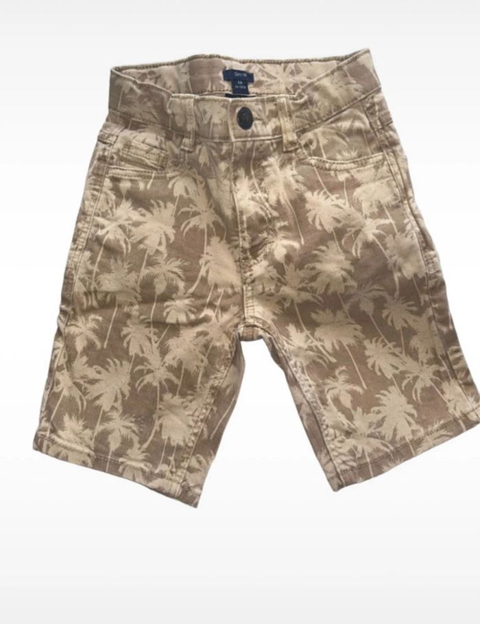 Short 6 ans