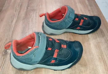 Paire de baskets garçon pointure 30 - Marque Decathlon