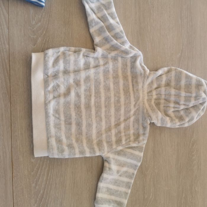 Lot gilet taille 6 mois kiabi / Obaibi - photo numéro 4