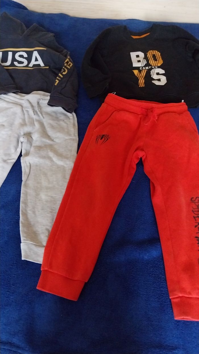 1 lot de 15 vêtements garçon 4 ans - photo numéro 3