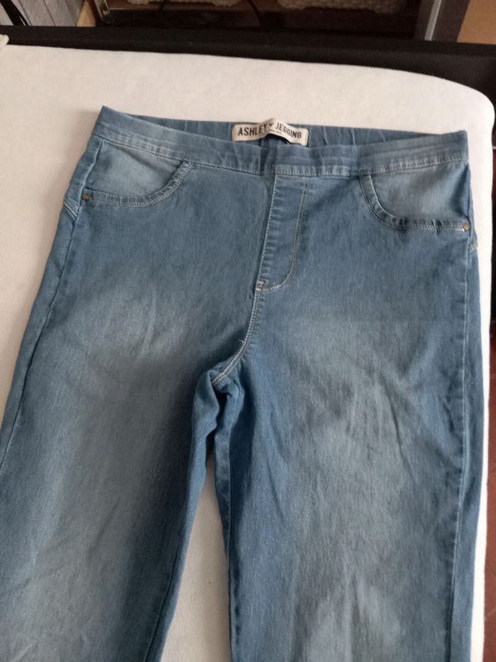 Jeggins T 42 - photo numéro 2