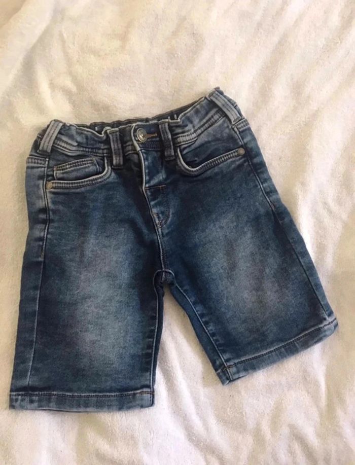 Short en jean 🌟 Taille 5 ans 🌟 Palomino
