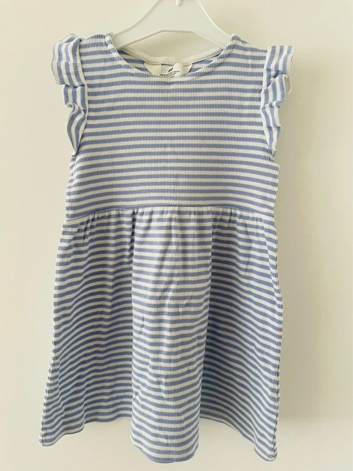 Robe H&M 4 ans
