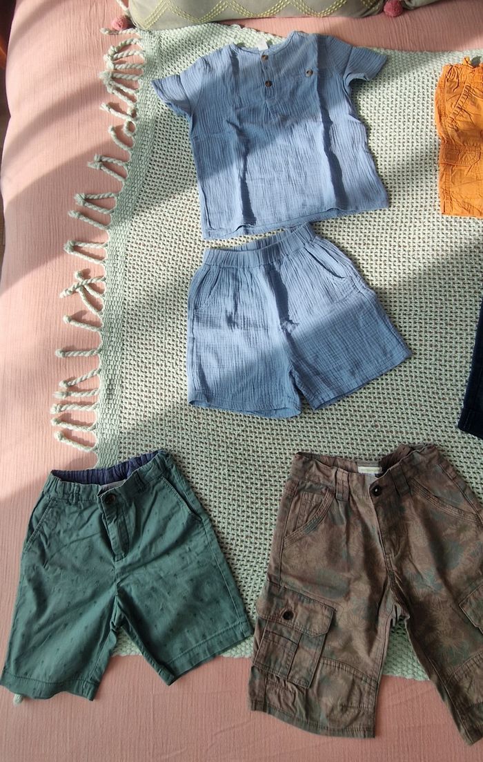 Lot vêtements garçon  6 ans - photo numéro 5