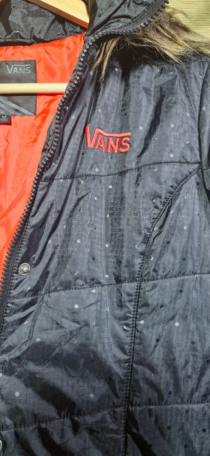 Manteau Vans. - photo numéro 2