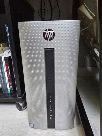 HP Pavilion desktop 560