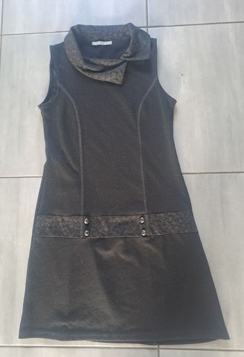 Robe Tunique Épaisse Ligne à suivre Taille 38/40