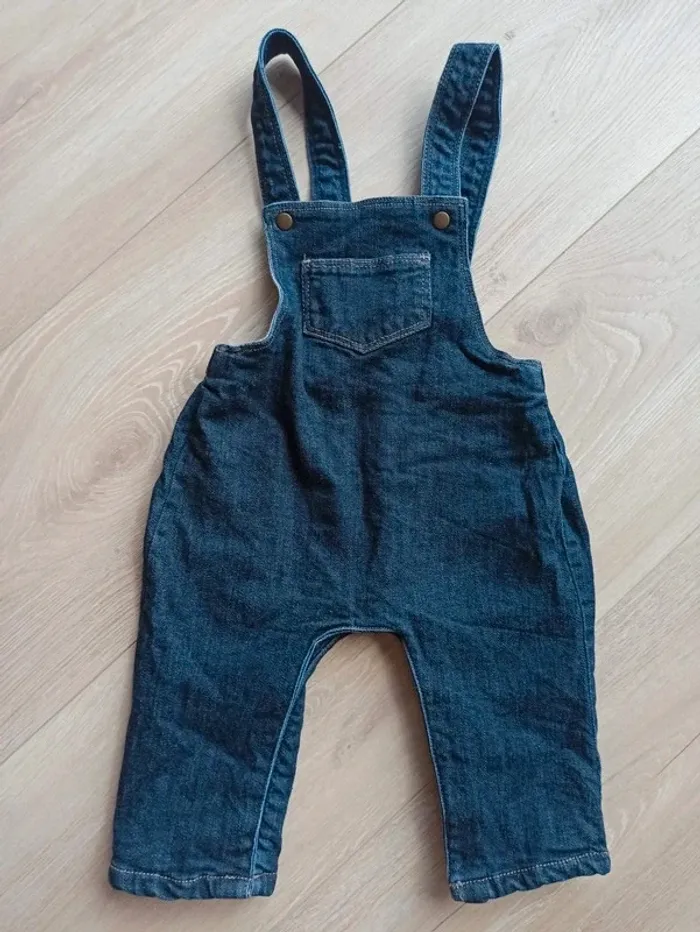Ensemble salopette t-shirt manches longues taille 6 mois - photo numéro 4