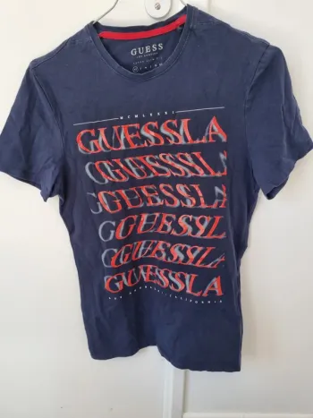 Tee shirt guess