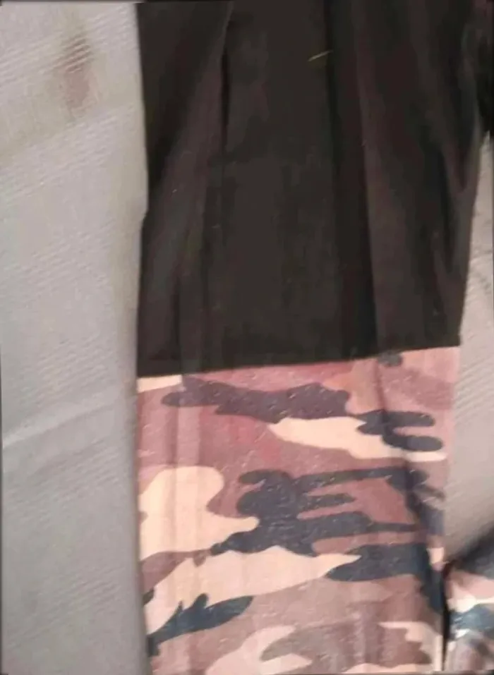Legging  shein  10  ans  bon  état C - photo numéro 2