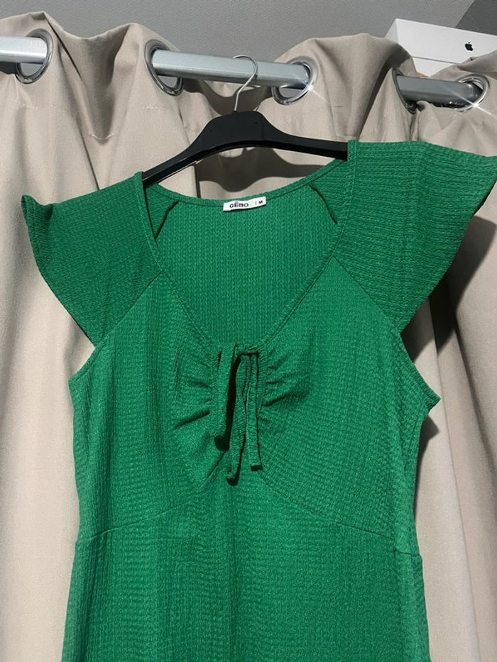 Robe courte verte - photo numéro 3