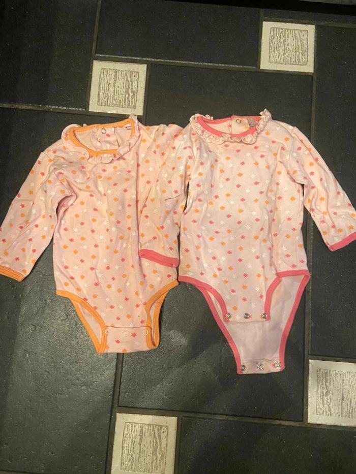 Lot de bodies 12mois