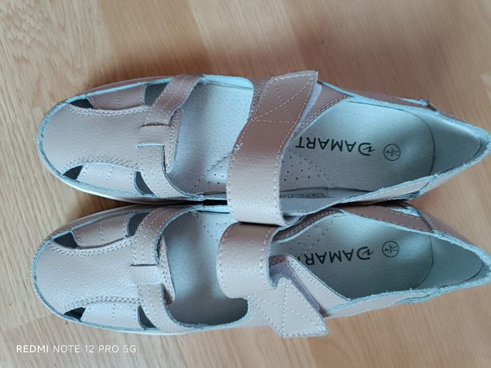 Ballerines beige cuir Damart neuves p.37 - photo numéro 8