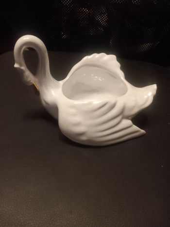 Cache-pot en forme de cygne 