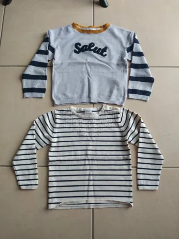 Lot de deux pulls fille taille 5 ans marque tape à l'oeil et Gémo