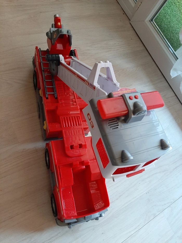 Camion De Pompiers Ultimate Rescue - photo numéro 6