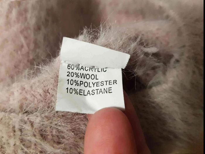 Pull  laine  avec  perle taille 40 42 - photo numéro 6