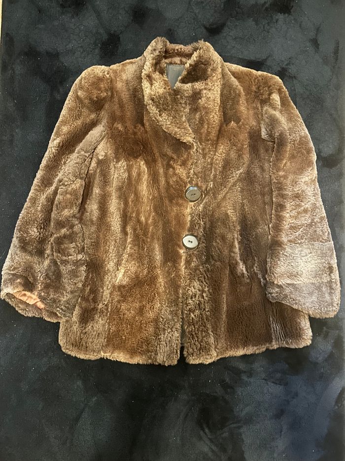 Manteau femme en mouton doré vintage