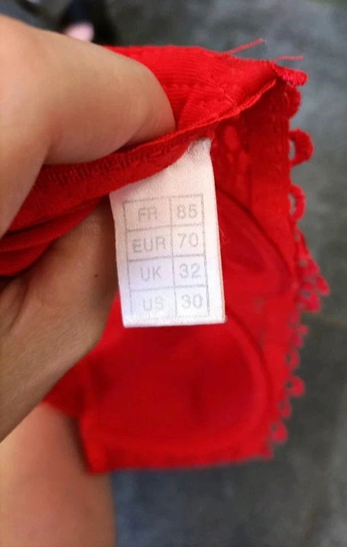 Soutien gorge - photo numéro 4