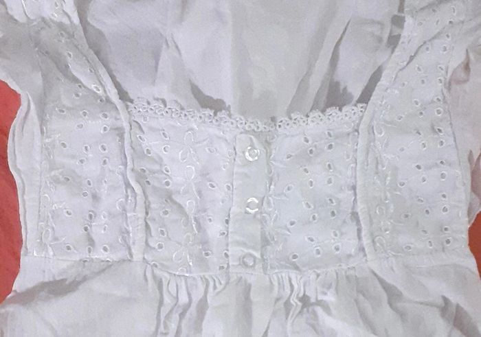 🌺 Belle blouse/tunique blanche. Broderie anglaise. Taille S. 🌺 - photo numéro 3