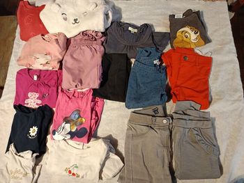 Lot de vêtements 6/24 mois fille 