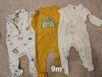 3 Pyjamas légers 9m