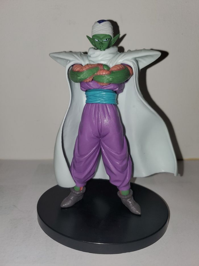 Vends figurine Dragon Ball.