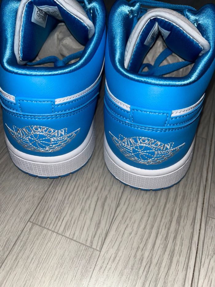 Chaussure nike Jordan - photo numéro 3