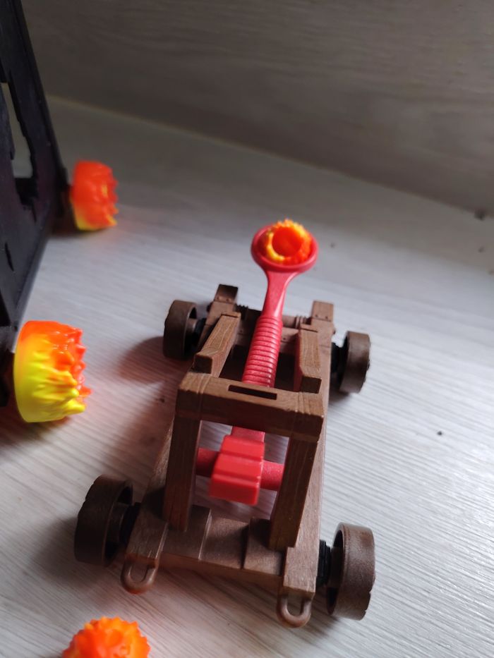 Superbe tour d attaque playmobil - photo numéro 2