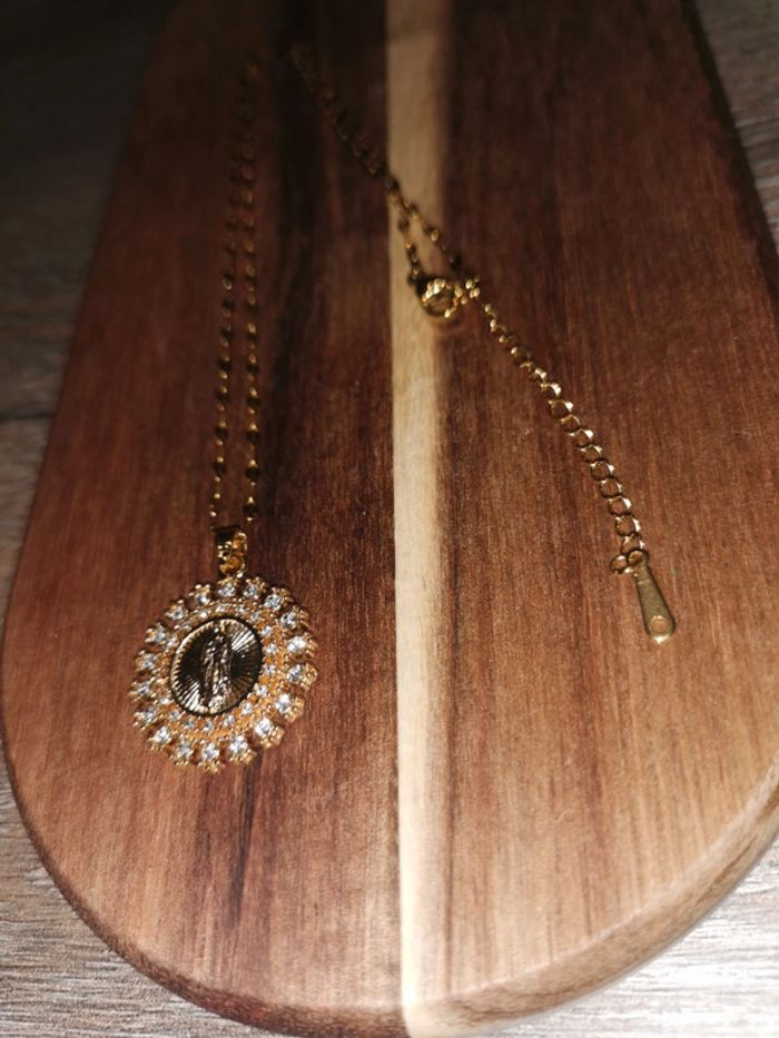 Chaîne et pendentif spirituel sainte vierge - photo numéro 2