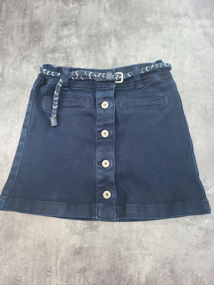 Jupe fille 6 ans okaidi très bon état