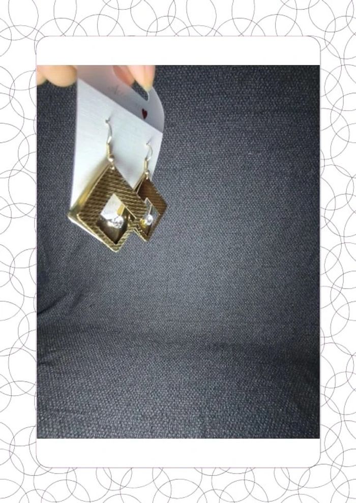 Boucle d'oreille - photo numéro 3