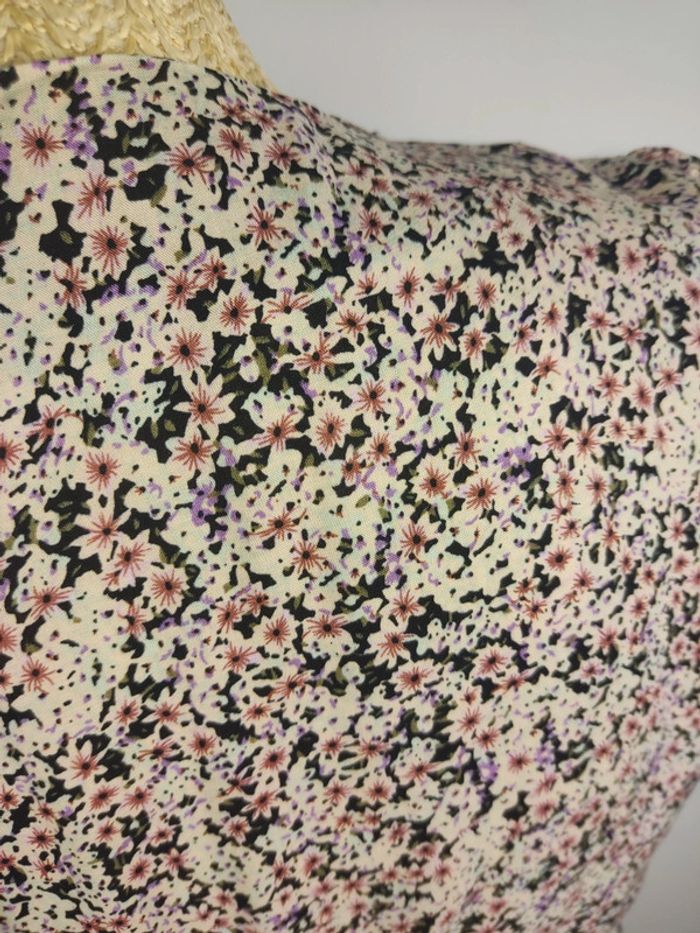 Robe mi-longue manches courtes boutonnée motif fleuri noir et pastel taille L Only - photo numéro 6