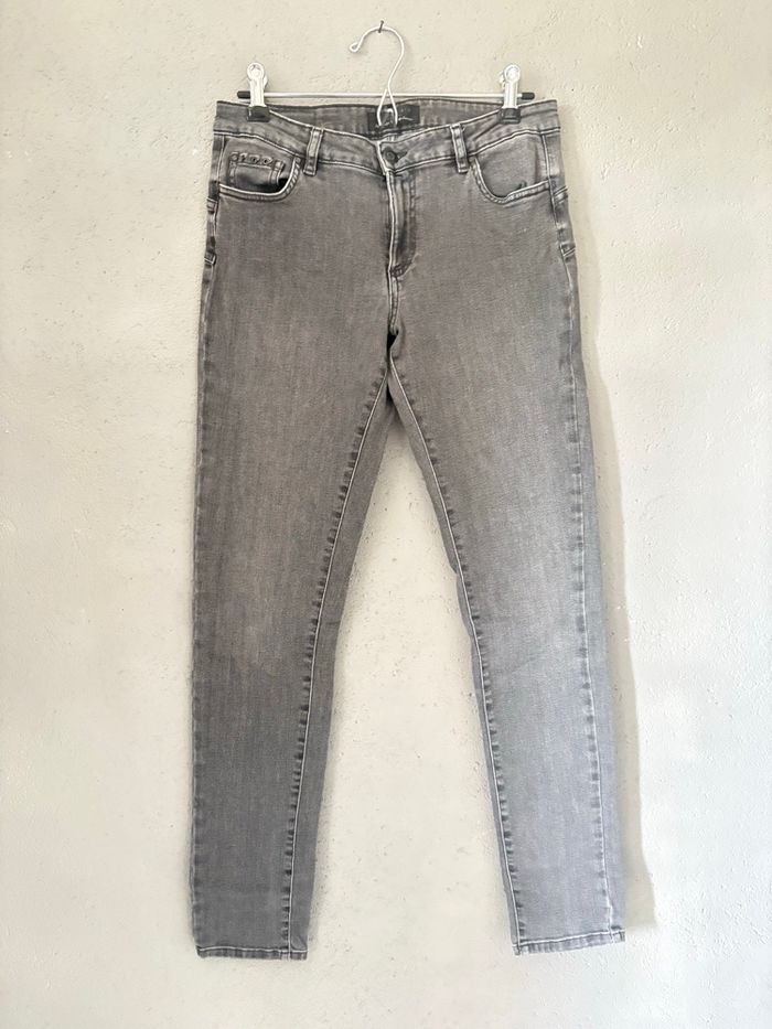 Jean IKKS taille 38 - photo numéro 1