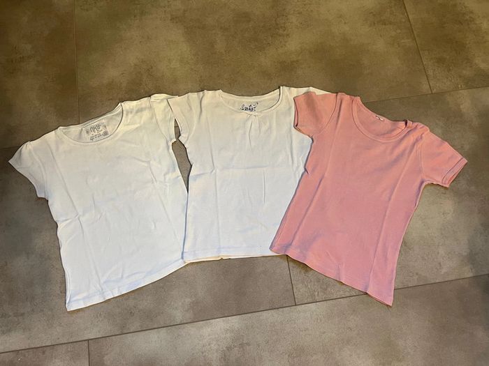 Lot de 3 teeshirt manches courtes taille 10 ans