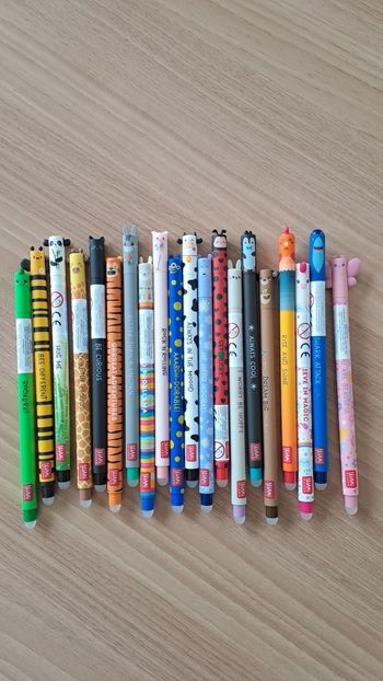 Lot de 20 stylos Legami dont animaux de la ferme 