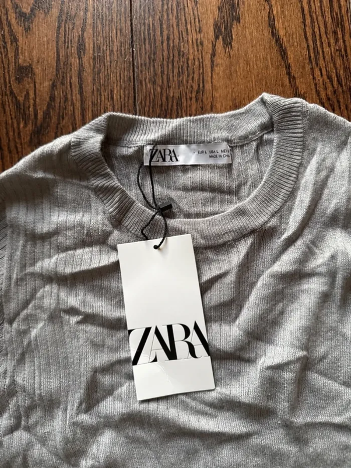 T-shirt manches longues Zara - photo numéro 4
