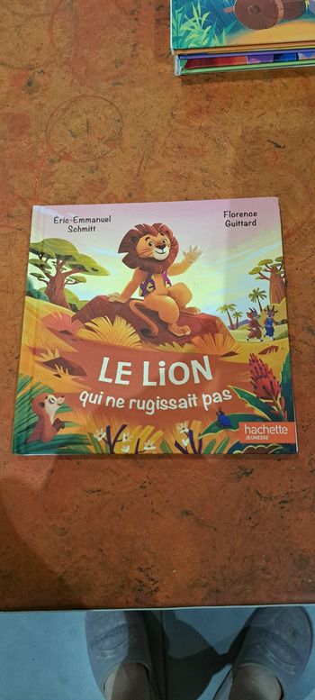 Livre le lion qui ne rugissait pas