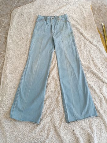 Jean flare vintage bleu clair Brittania (W33) brodée