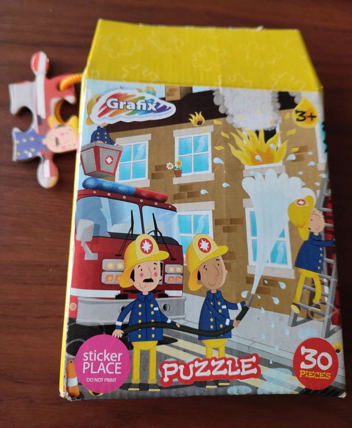 Petit puzzle thème pompier 30 pièces - Grafix - photo numéro 2