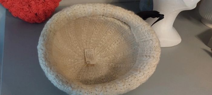 Chapeau vintage orné de plumes - photo numéro 5