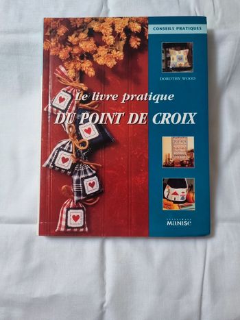 Le livre pratique du point de croix