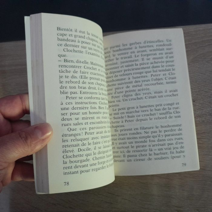 livre poche Hook ou la revanche du capitaine Crochet - photo numéro 2