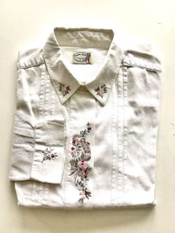 Chemisier blanc brodé manches longues T 42