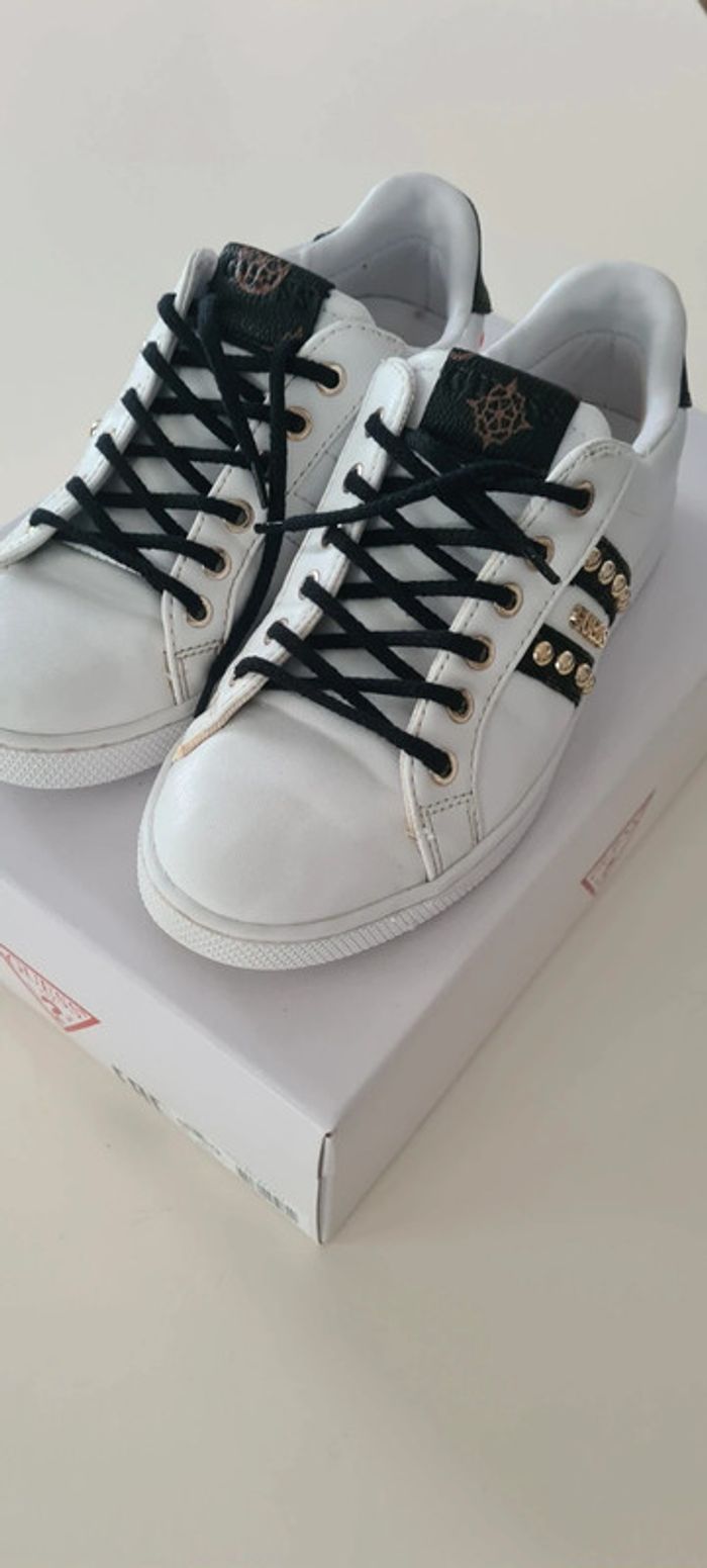 Baskets guess T36 - photo numéro 2