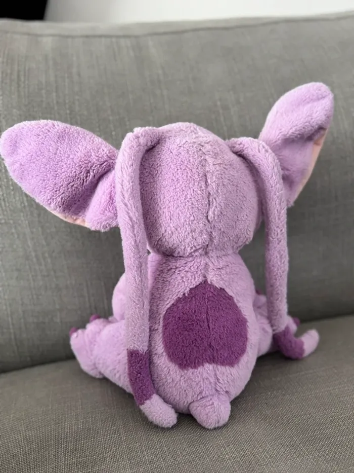 Peluche Angel ( stitch ) Disneyland Paris - photo numéro 2